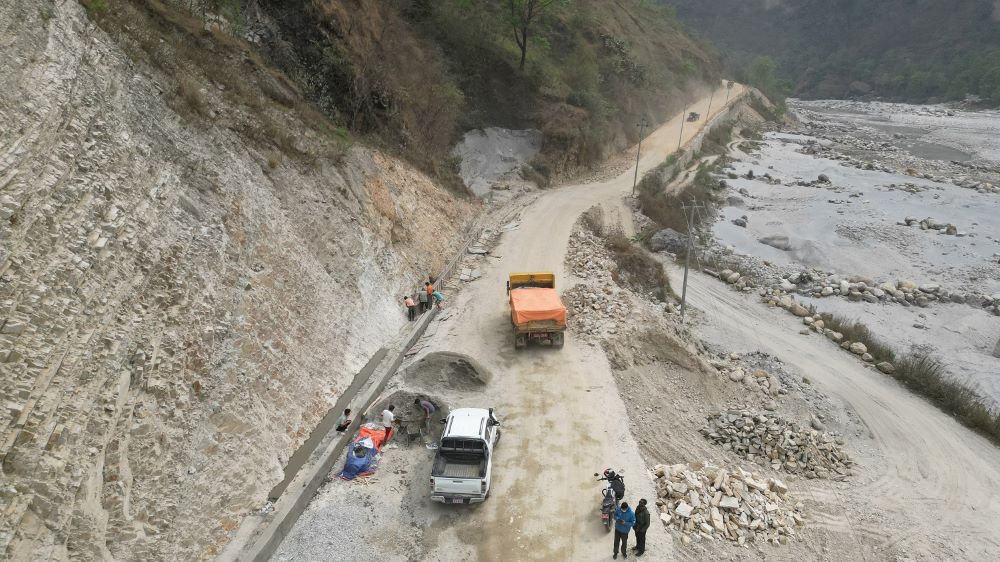 कालीगण्डकी कोरिडोर : १५ महिनापछि बेनी-मालढुङ्गाखण्ड निर्माणमा प्रगति       